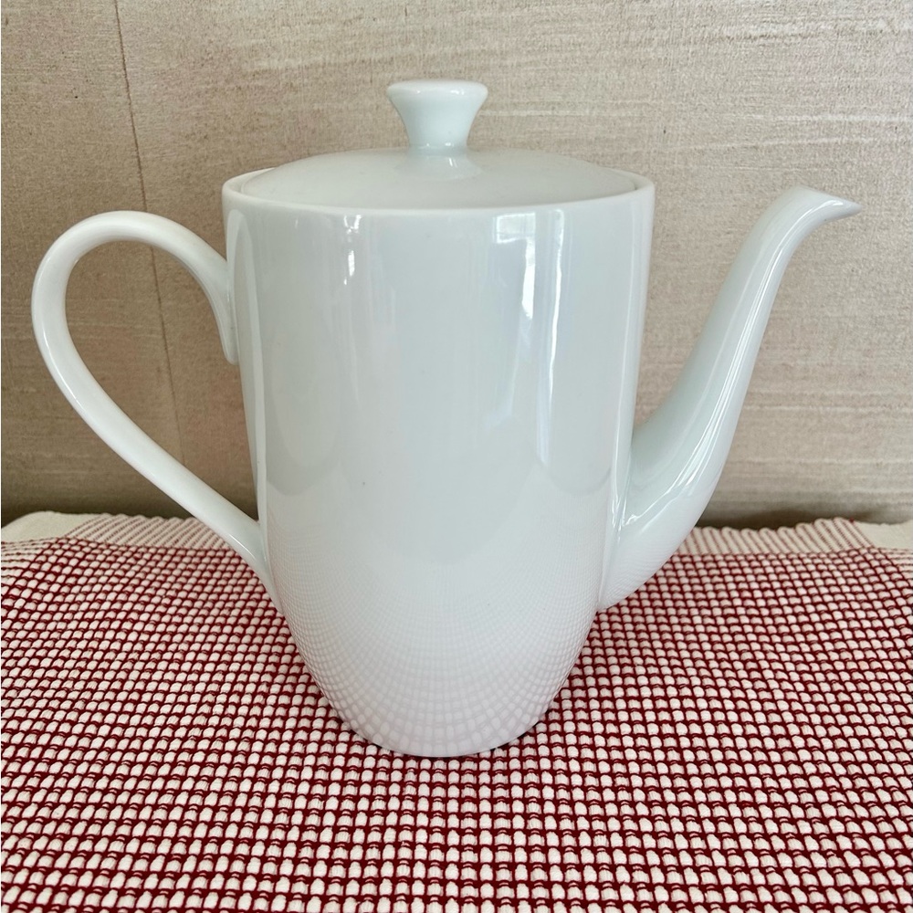 Block Zen Coffee Pot, All White Modern Design, 8"